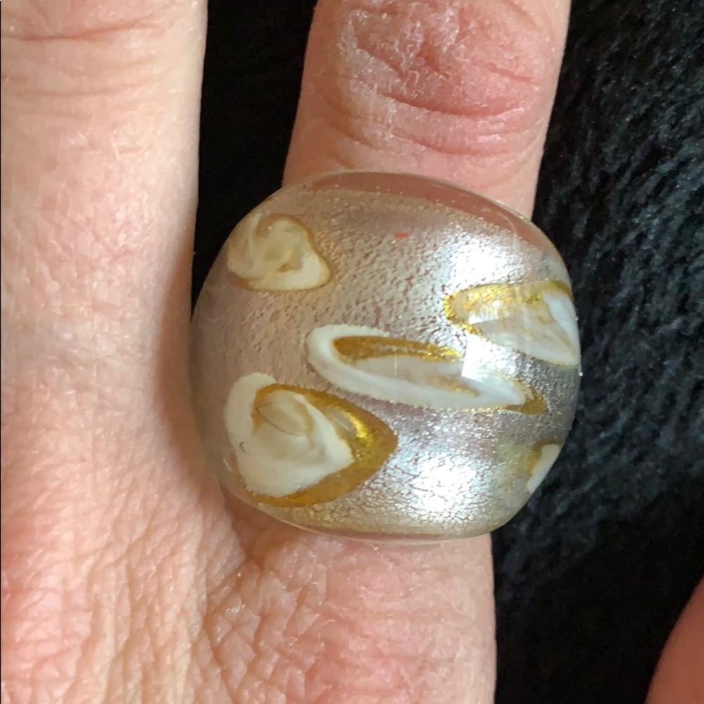 Ring - Picture 2 of 2